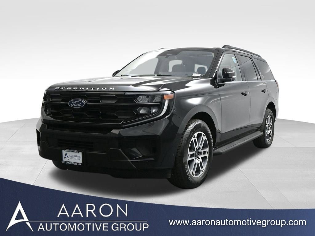 Used 2025 Ford Expedition Active
