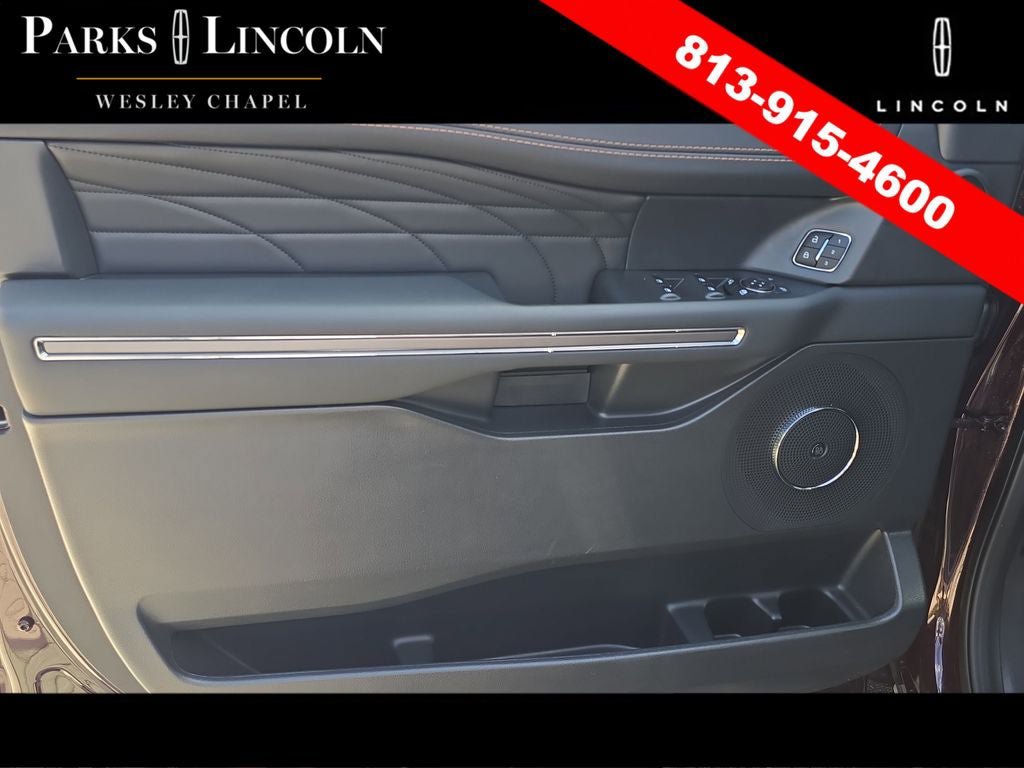 Used 2023 Ford Expedition Platinum AWD/4WD image 17