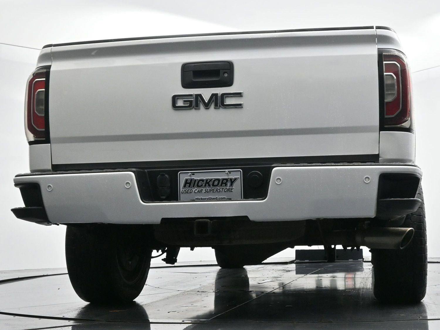 Used 2017 GMC Sierra 1500 Denali w/ Denali Ultimate Package image 47