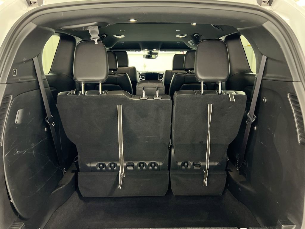Used 2025 Chrysler Pacifica Select image 24