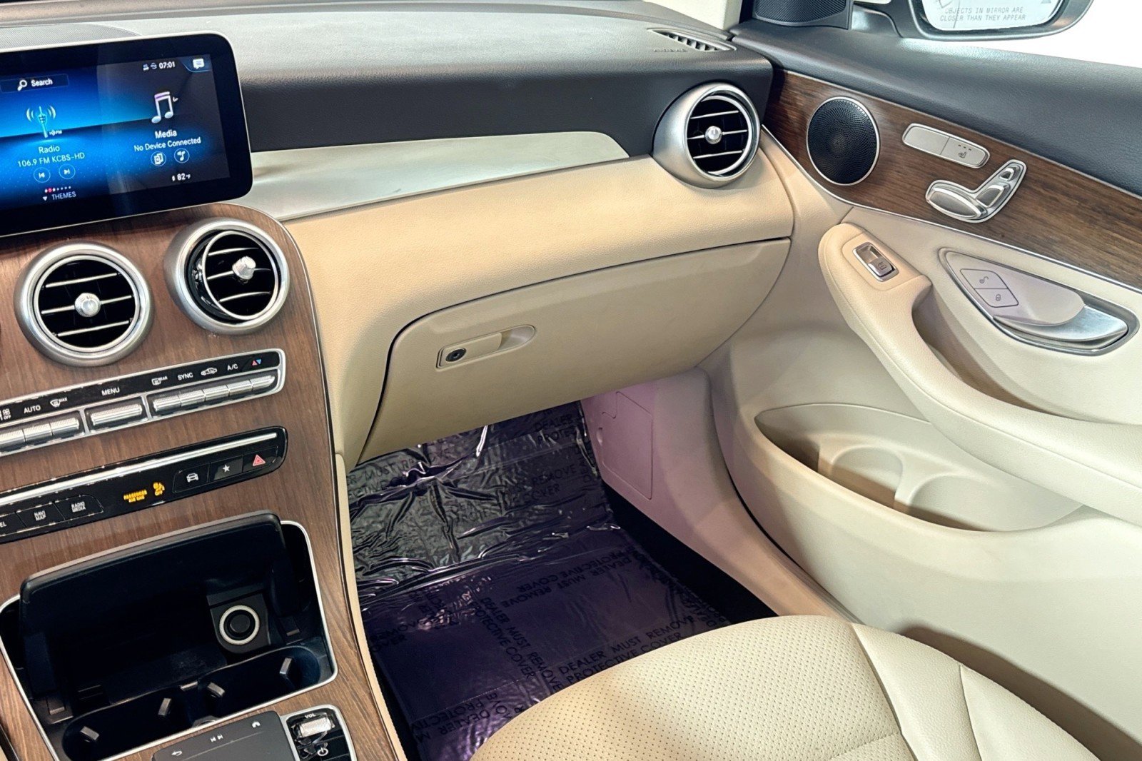 Used 2021 Mercedes-Benz GLC 300 image 21