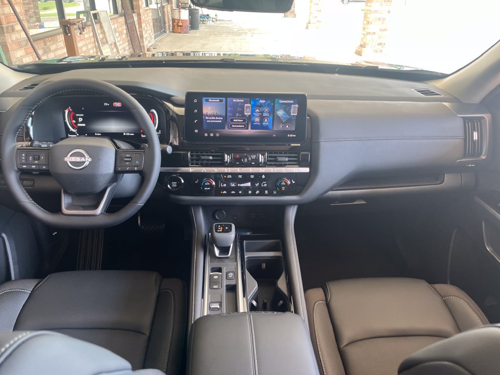 New 2026 Nissan Pathfinder SL FWD image 12