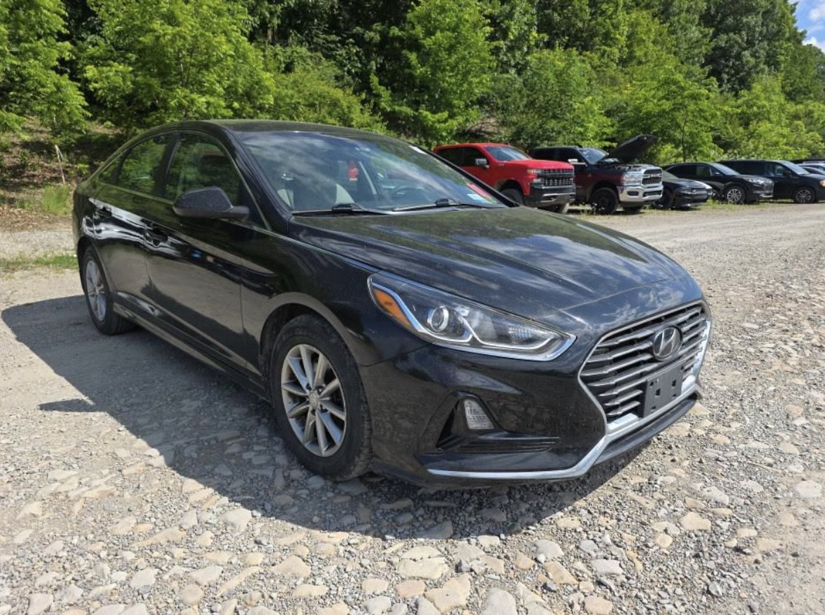 Used 2019 Hyundai Sonata SE w/ Cargo Package FWD image 4
