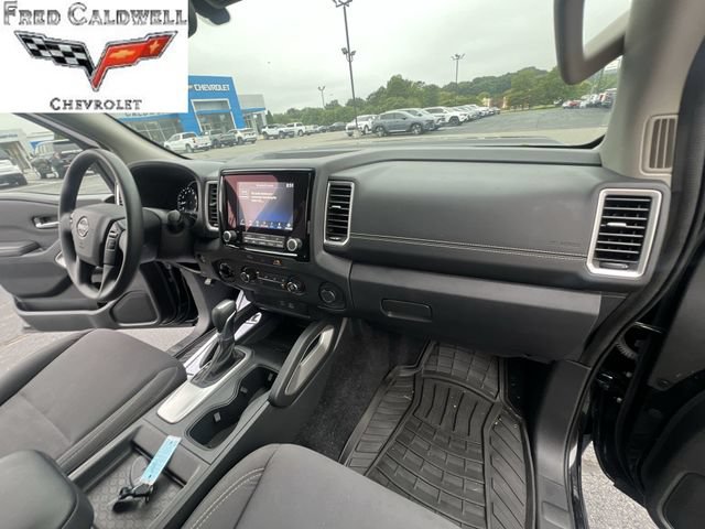 Used 2023 Nissan Frontier SV AWD/4WD image 34