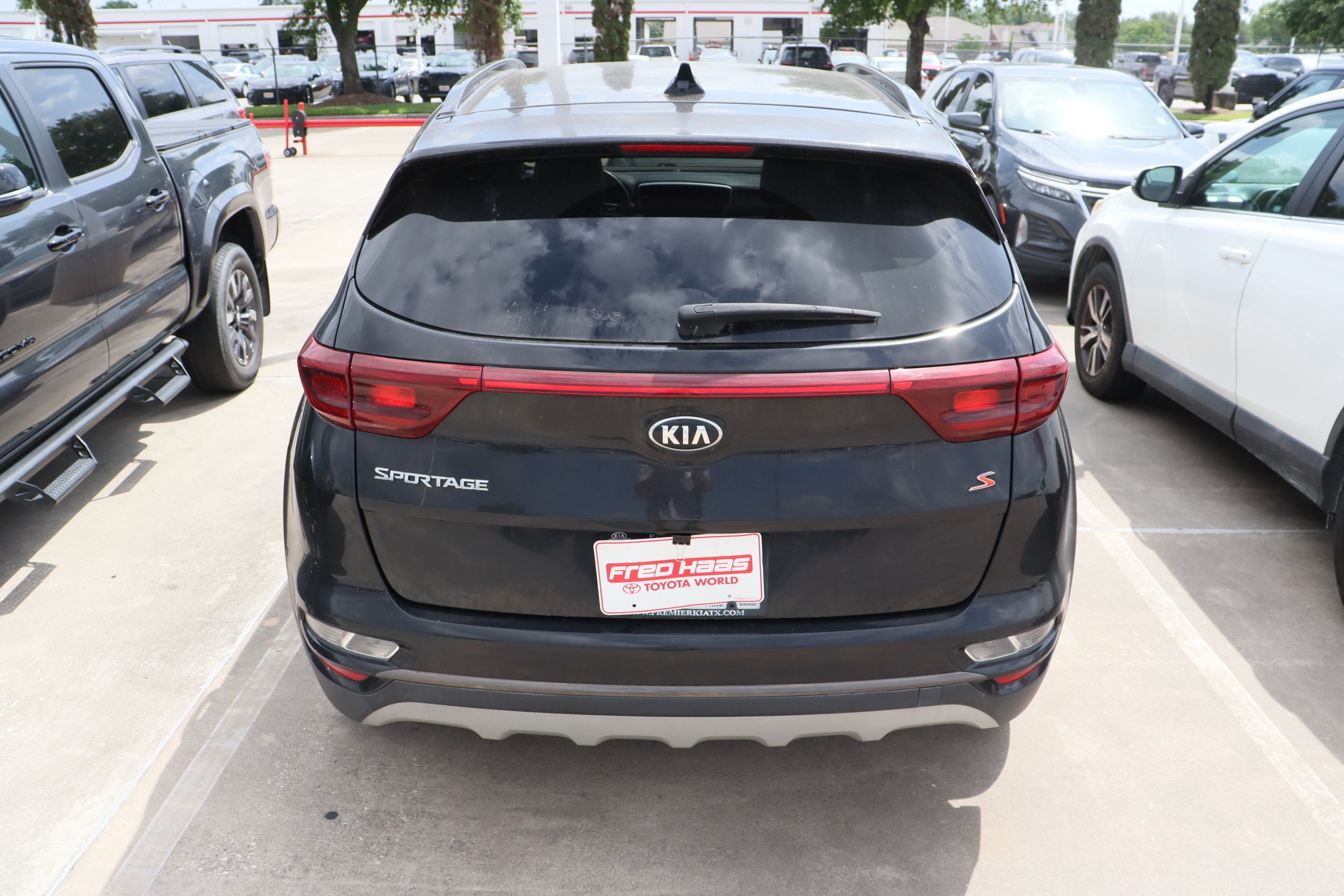 Used 2020 Kia Sportage S w/ S Sunroof Package image 7