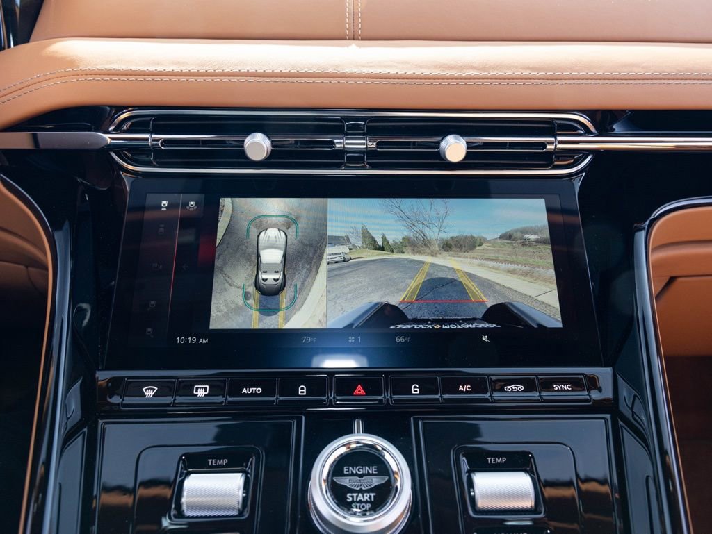 Used 2025 Aston Martin DB12 Volante image 44