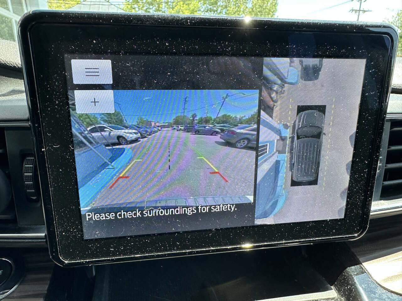 Used 2022 Ford Explorer Limited w/ Hybrid Equipment Group 310A RWD image 14