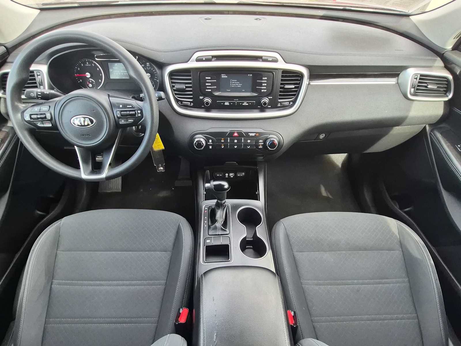 Used 2018 Kia Sorento FWD V6 image 15