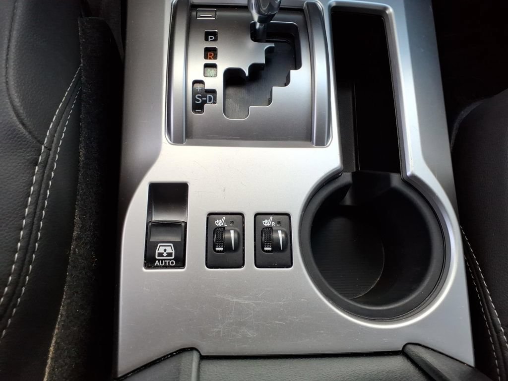 Used 2019 Toyota 4Runner SR5 Premium AWD/4WD image 29