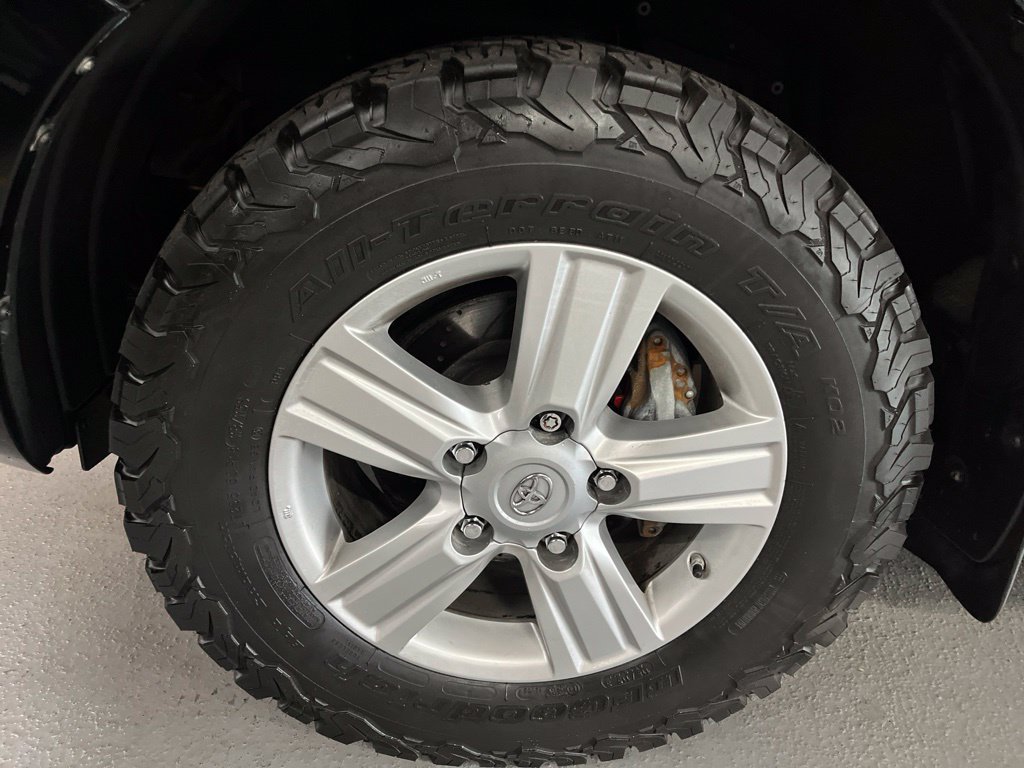 Used 2014 Toyota Land Cruiser AWD/4WD image 5