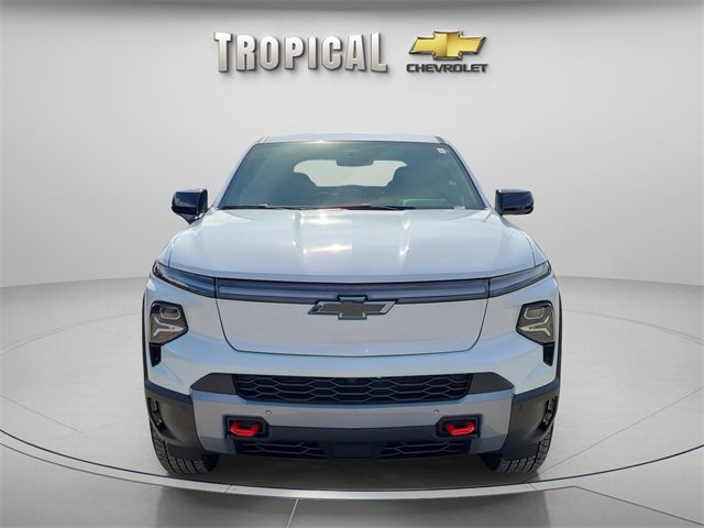 New 2026 Chevrolet Silverado EV Trail Boss image 8