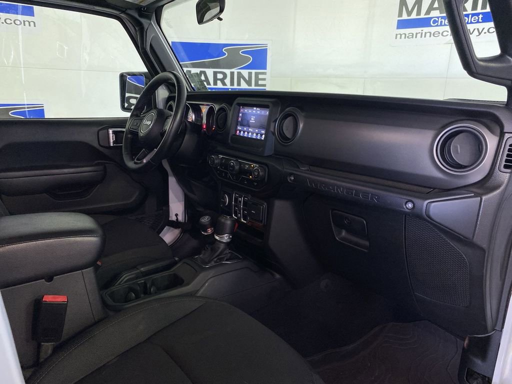 Used 2022 Jeep Wrangler Unlimited Sport AWD/4WD image 34