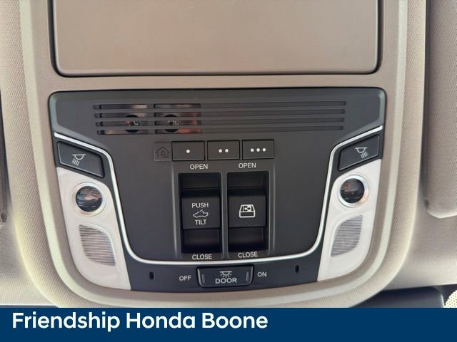 Used 2018 Honda Ridgeline RTL-E image 36