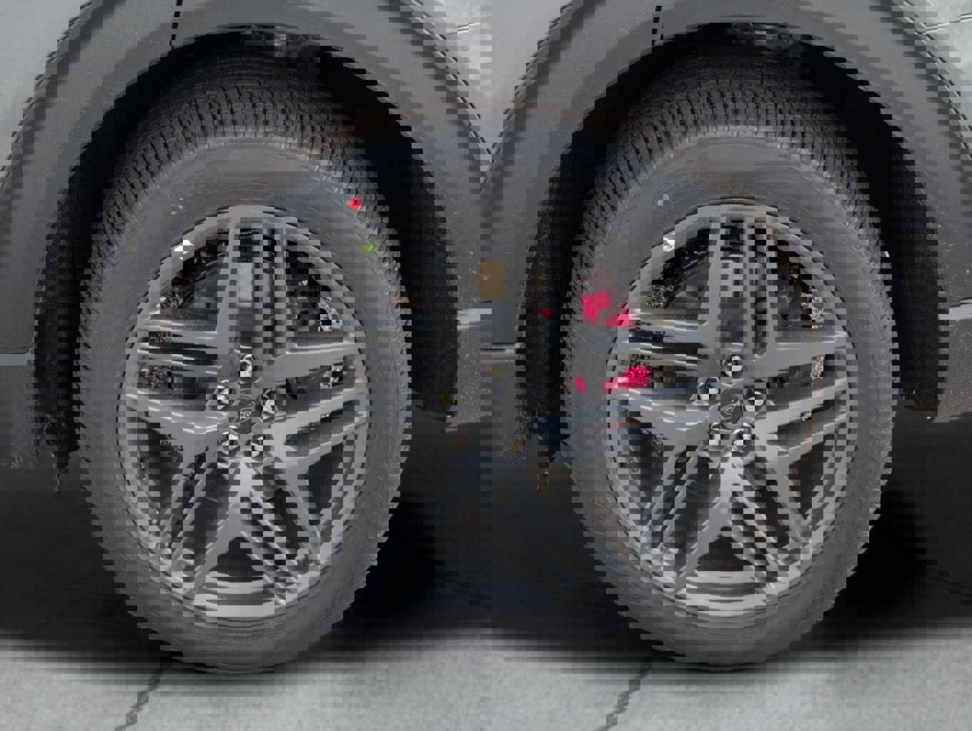 New 2026 Ford Explorer ST-Line w/ ST-Line Street Pack image 12