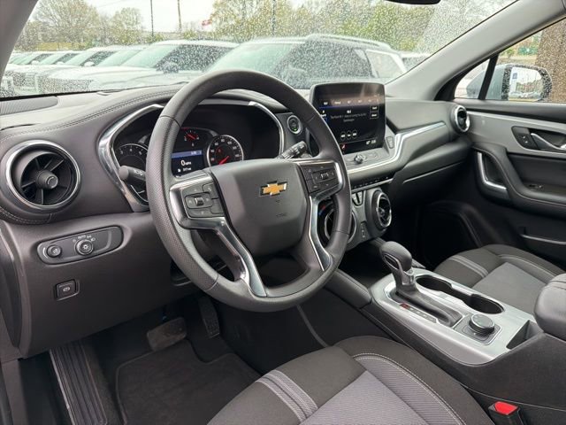 Used 2025 Chevrolet Blazer LT image 8