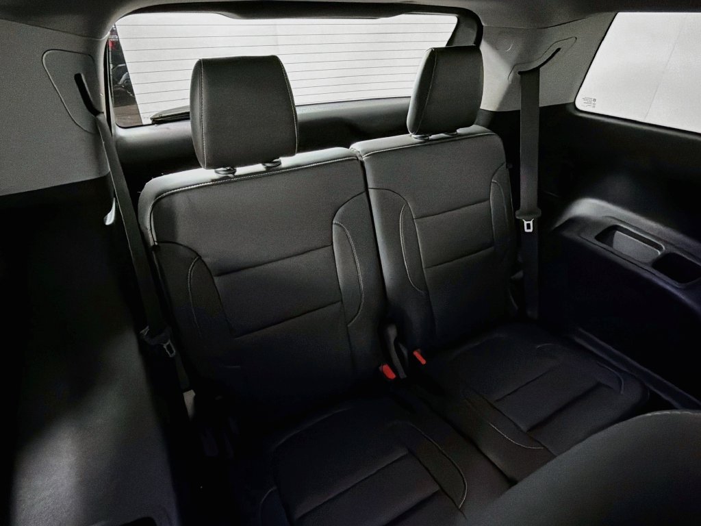 Used 2020 GMC Acadia SLT w/ Premium Package AWD/4WD image 28