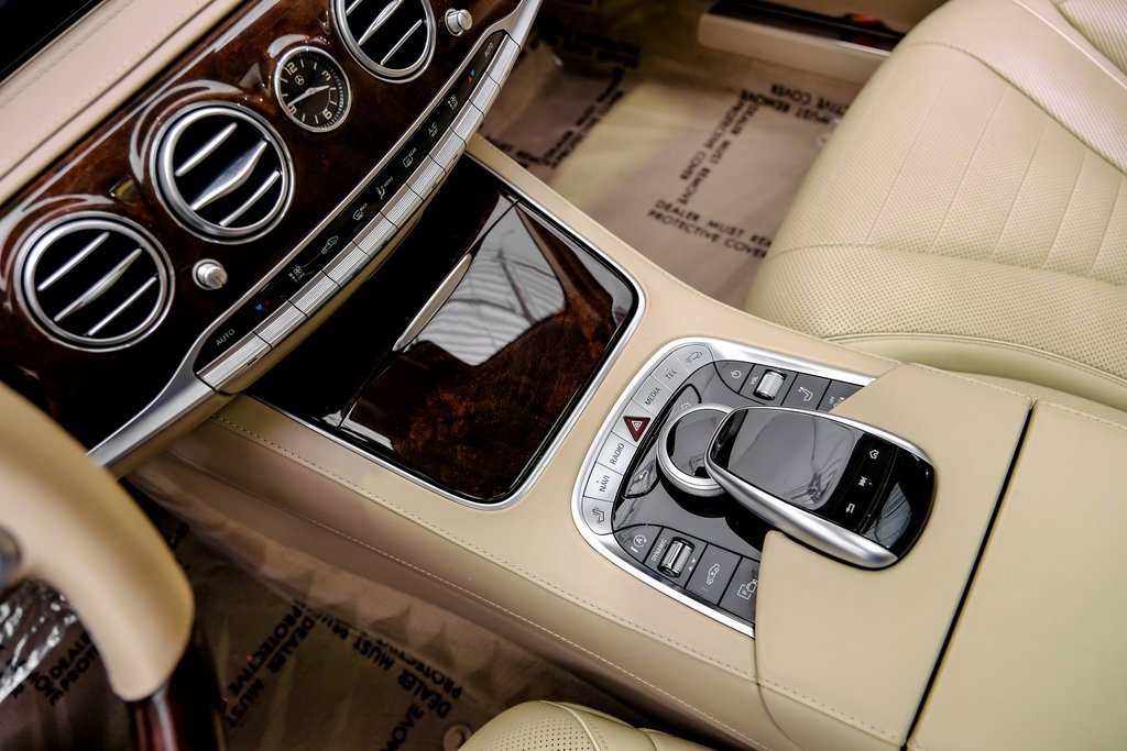 Used 2019 Mercedes-Benz S 560 4MATIC Sedan image 30