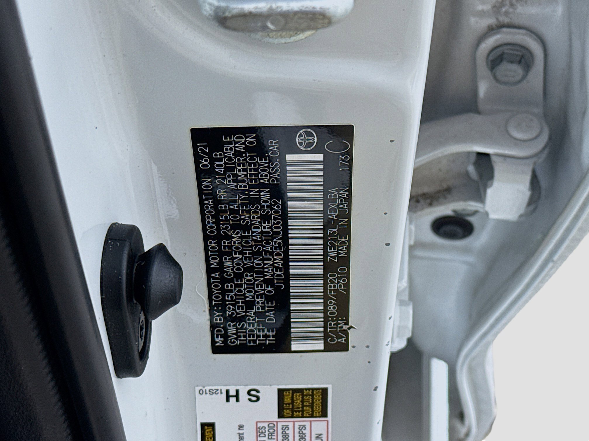 Used 2022 Toyota Corolla LE image 40