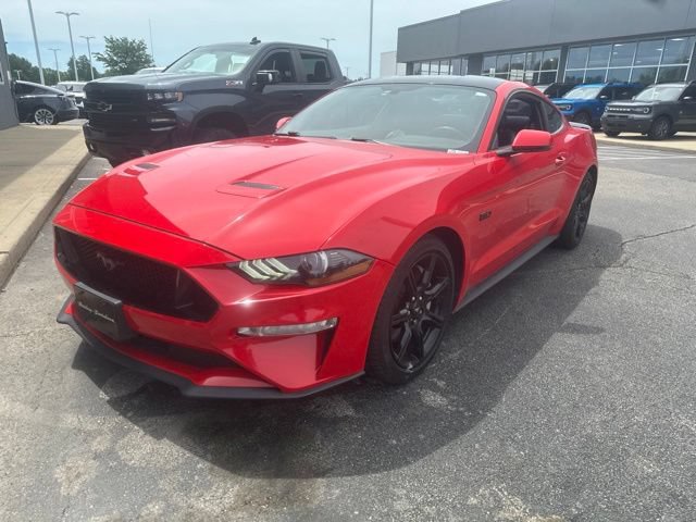 Used 2019 Ford Mustang GT Premium w/ Black Accent Package RWD image 2