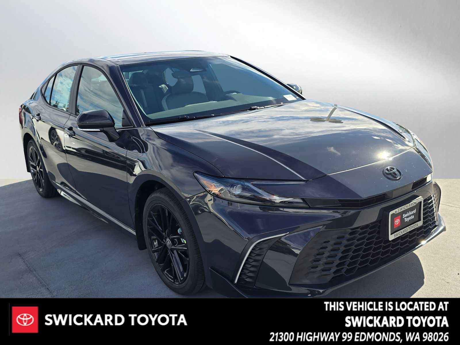 New 2026 Toyota Camry SE image 1