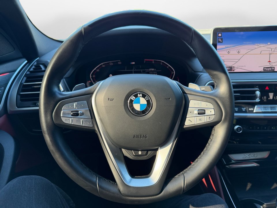 Used 2025 BMW X4 xDrive30i w/ Premium Package AWD/4WD image 10