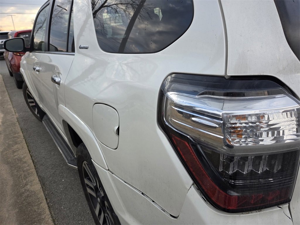 Used 2016 Toyota 4Runner Limited image 6