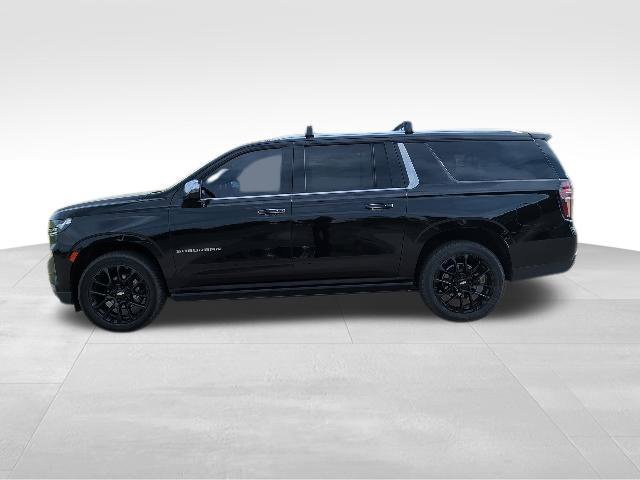 Used 2023 Chevrolet Suburban Premier AWD/4WD image 6