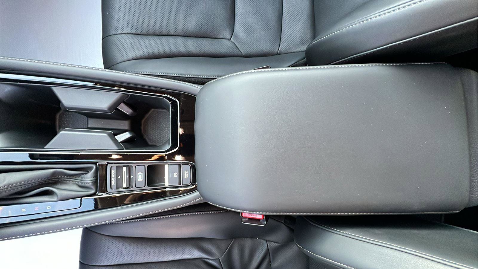 Certified 2024 Honda Accord Touring image 24