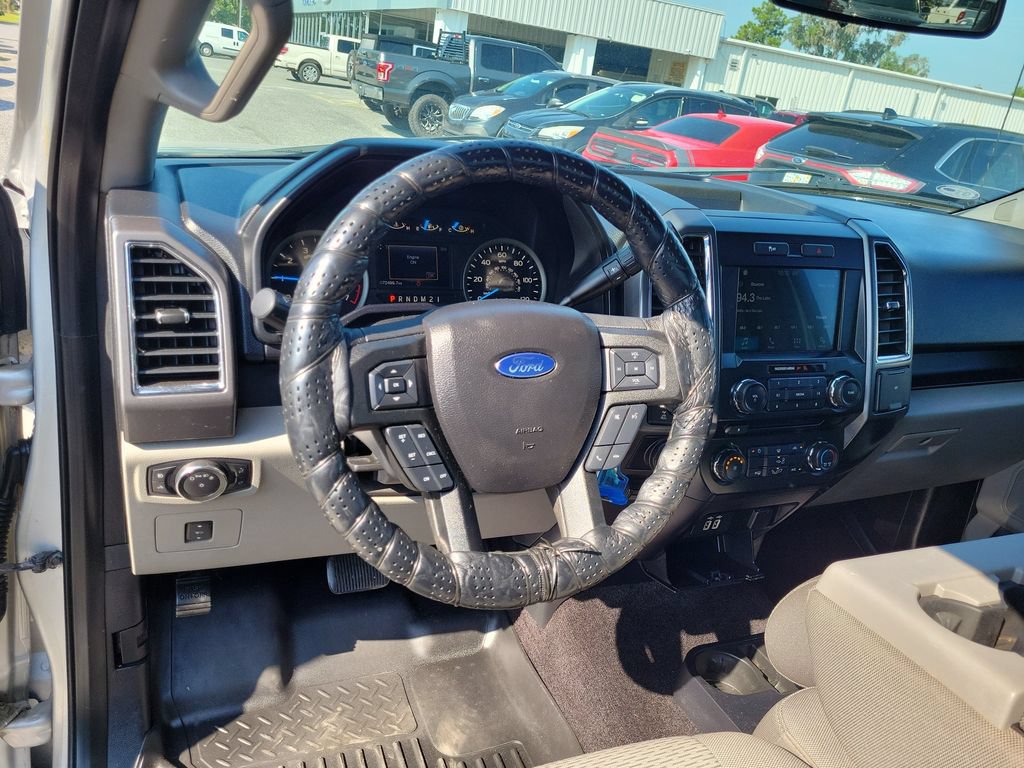 Used 2016 Ford F150 XLT w/ Equipment Group 301A Mid AWD/4WD image 11