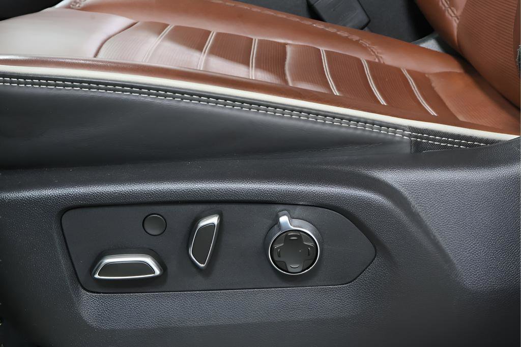 Used 2025 GMC Sierra 2500 Denali Ultimate w/ LPO, GMC Protection Package image 22