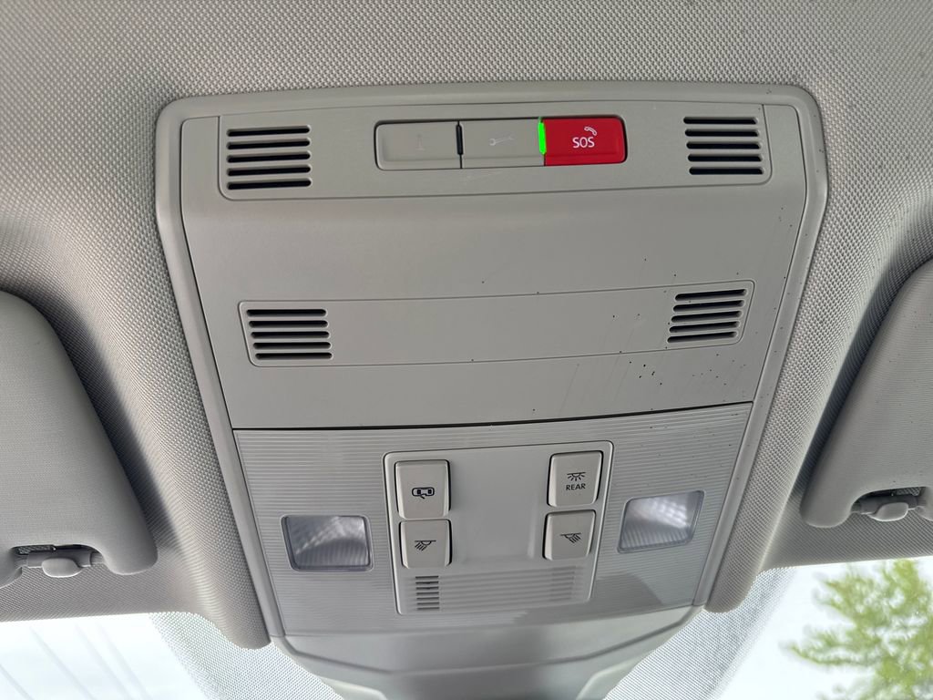 Used 2024 Volkswagen Jetta S image 33