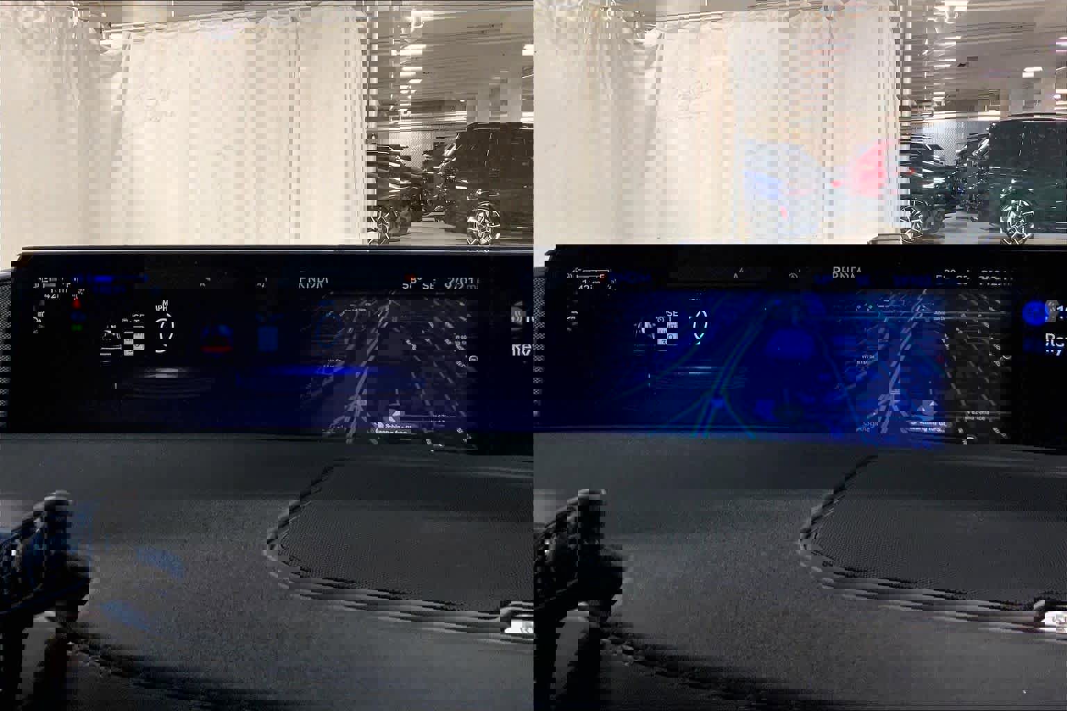 Used 2025 Lincoln Navigator Reserve image 34