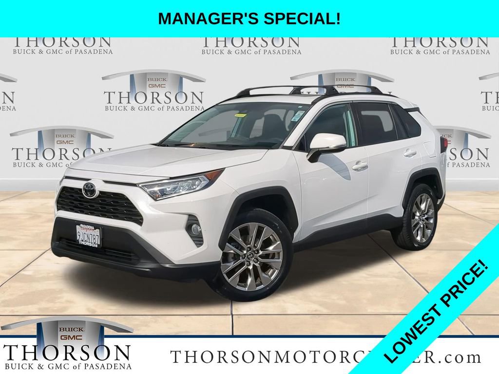 Used 2019 Toyota RAV4 XLE Premium w/ Carpet Mat Package FWD image 1