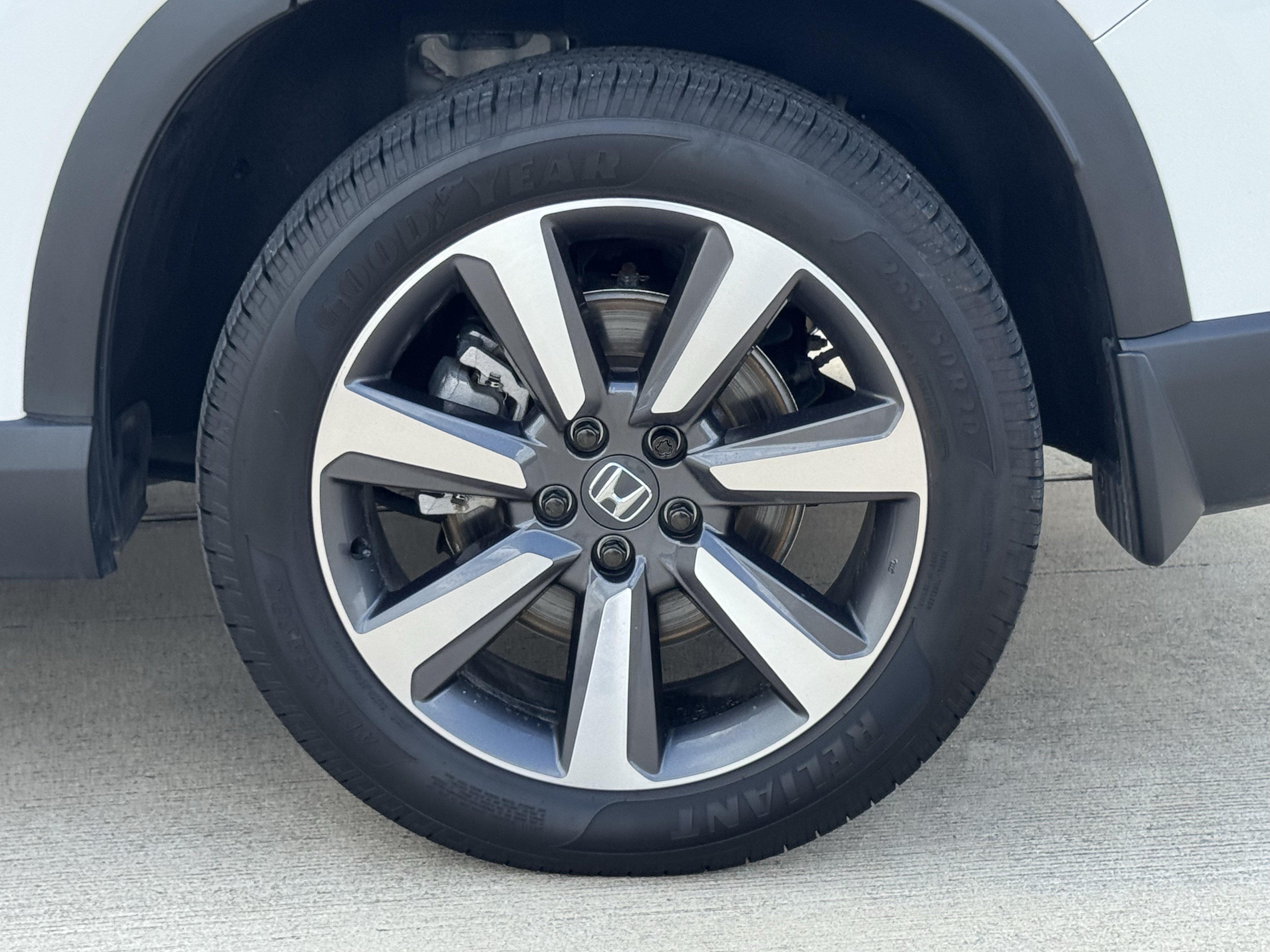 Used 2025 Honda Pilot Elite image 8