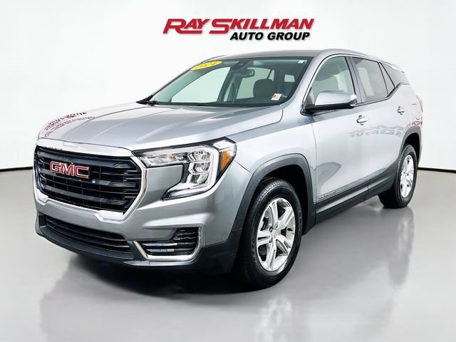 Used 2024 GMC Terrain SLE AWD/4WD image 3
