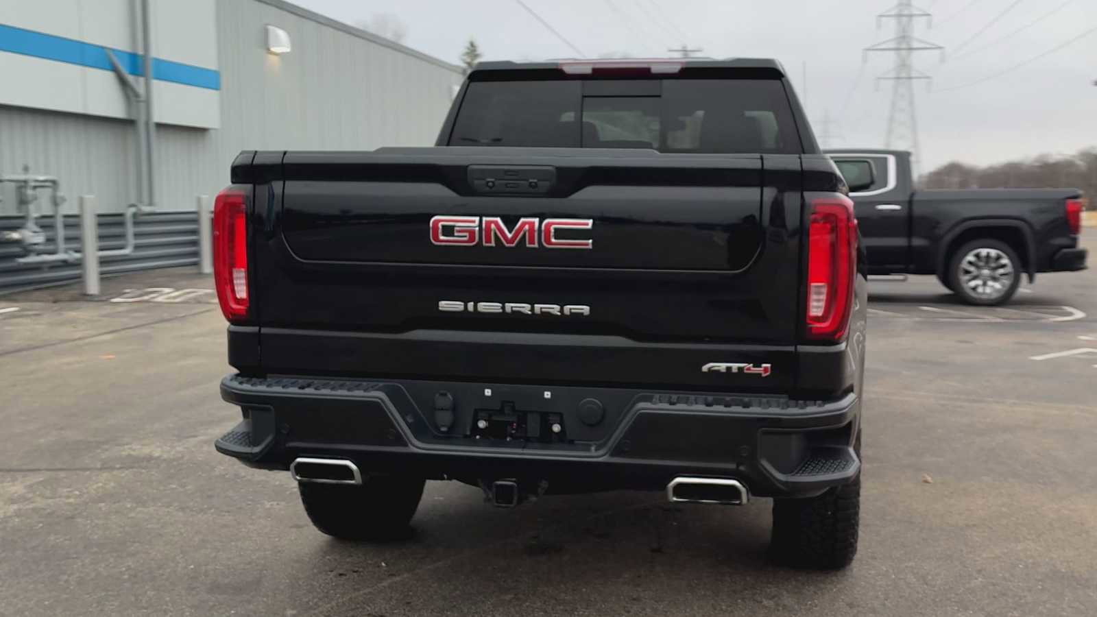 Certified 2019 GMC Sierra 1500 AT4 w/ AT4 Premium Package image 3