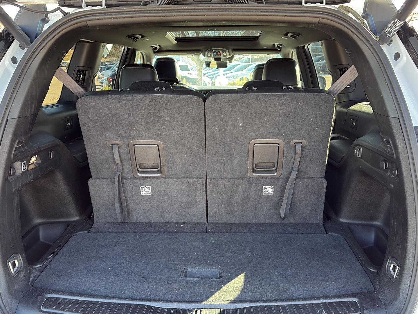 Used 2024 Jeep Grand Cherokee L Limited w/ Luxury Tech Group II image 7