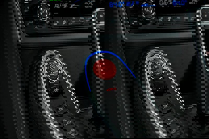 Used 2015 BMW i8 image 29