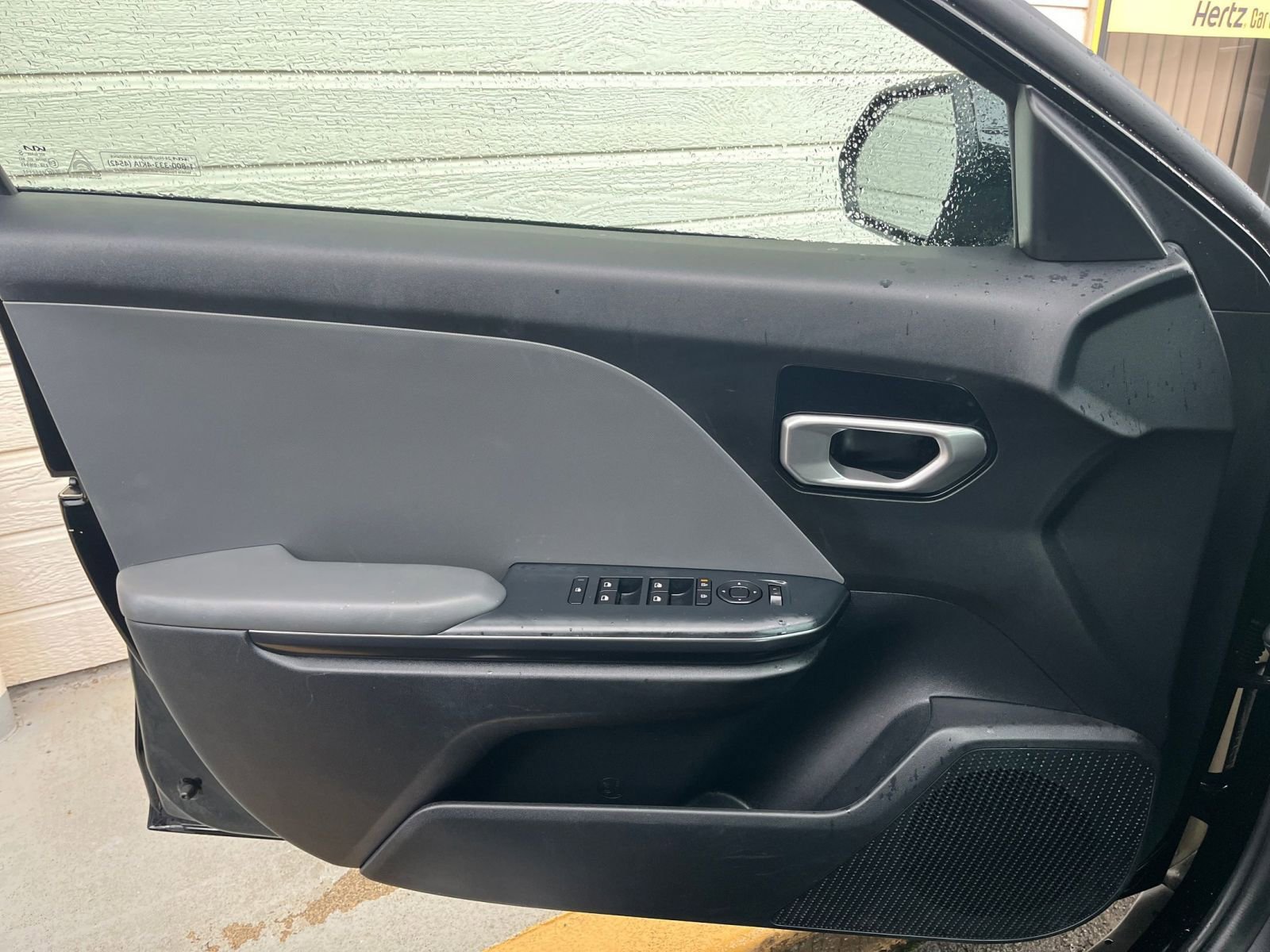 Used 2025 Kia K4 LXS image 18