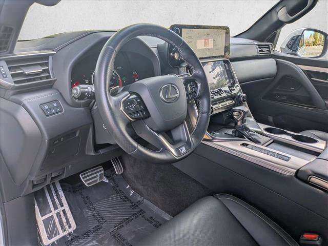 Used 2023 Lexus LX 600 F Sport image 10
