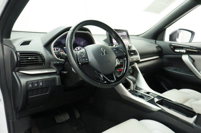 Used 2023 Mitsubishi Eclipse Cross SEL AWD/4WD image 6