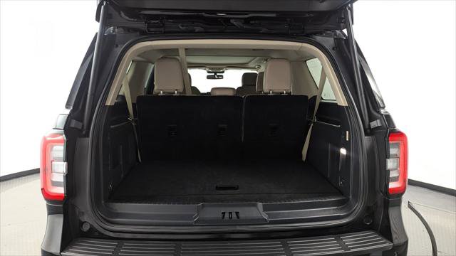 Used 2024 Ford Expedition Max Limited image 13
