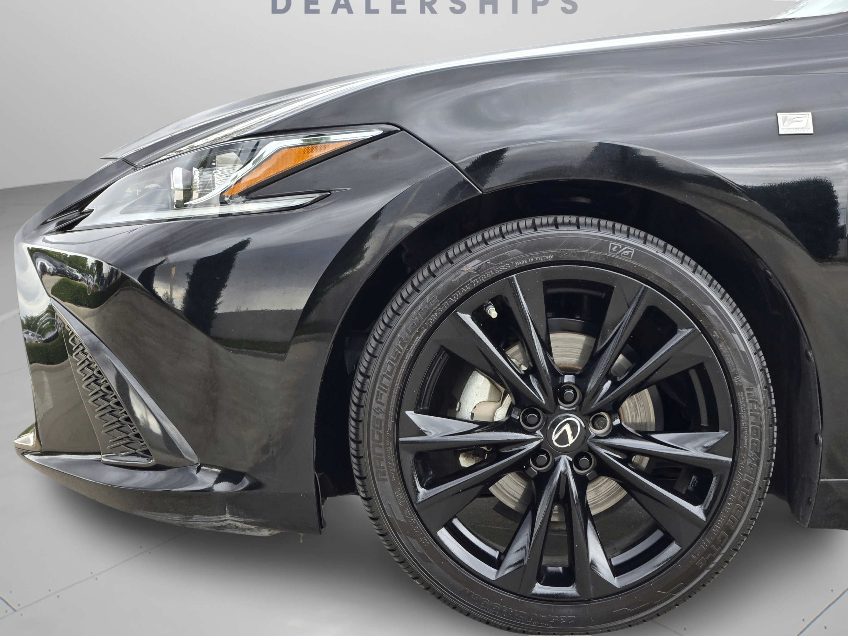 Certified 2022 Lexus ES 350 F Sport w/ Accessory Package 2 FWD image 39