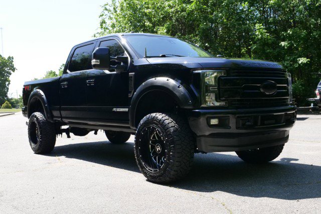 Used 2018 Ford F250 Lariat w/ Lariat Ultimate Package AWD/4WD image 4