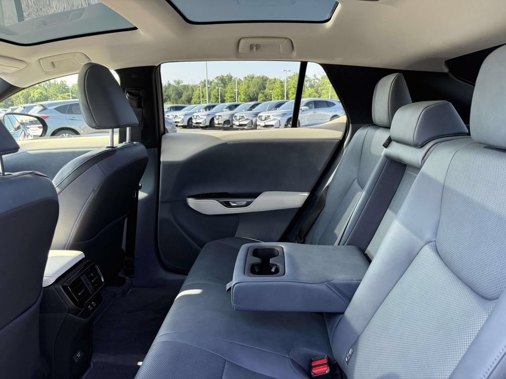 Used 2023 Lexus RZ 450e Premium w/ Technology Package AWD/4WD image 18