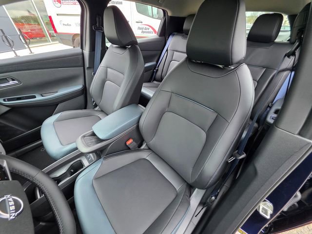 New 2026 Nissan Leaf SV+ w/ Floor Mat Package (SV+) FWD image 25
