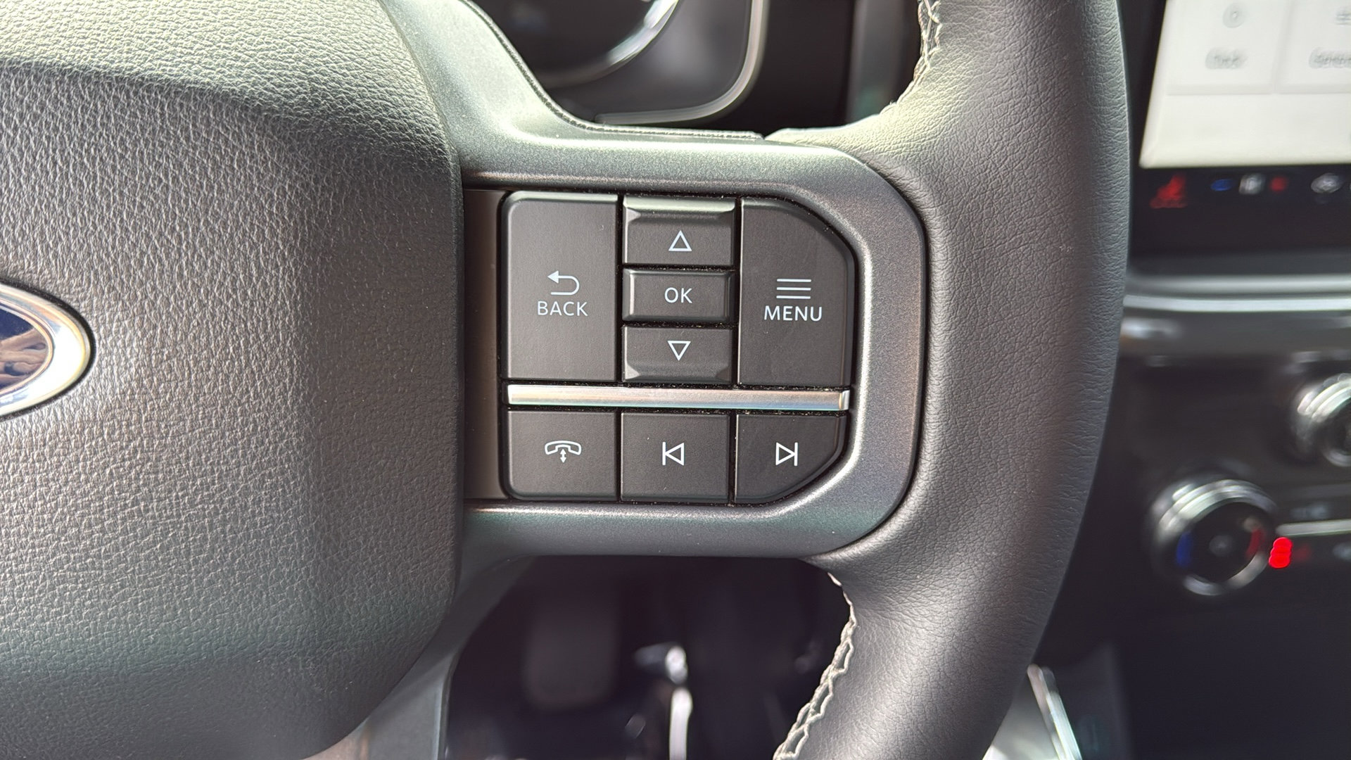 Used 2023 Ford F150 XLT w/ Equipment Group 302A High image 17