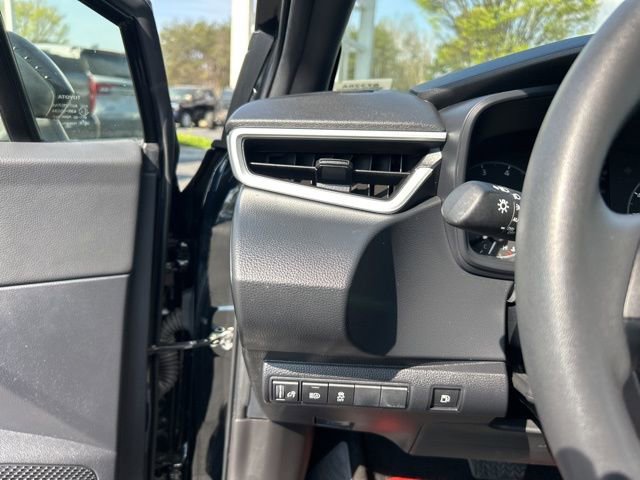 Used 2023 Toyota Corolla SE w/ SE Package image 25