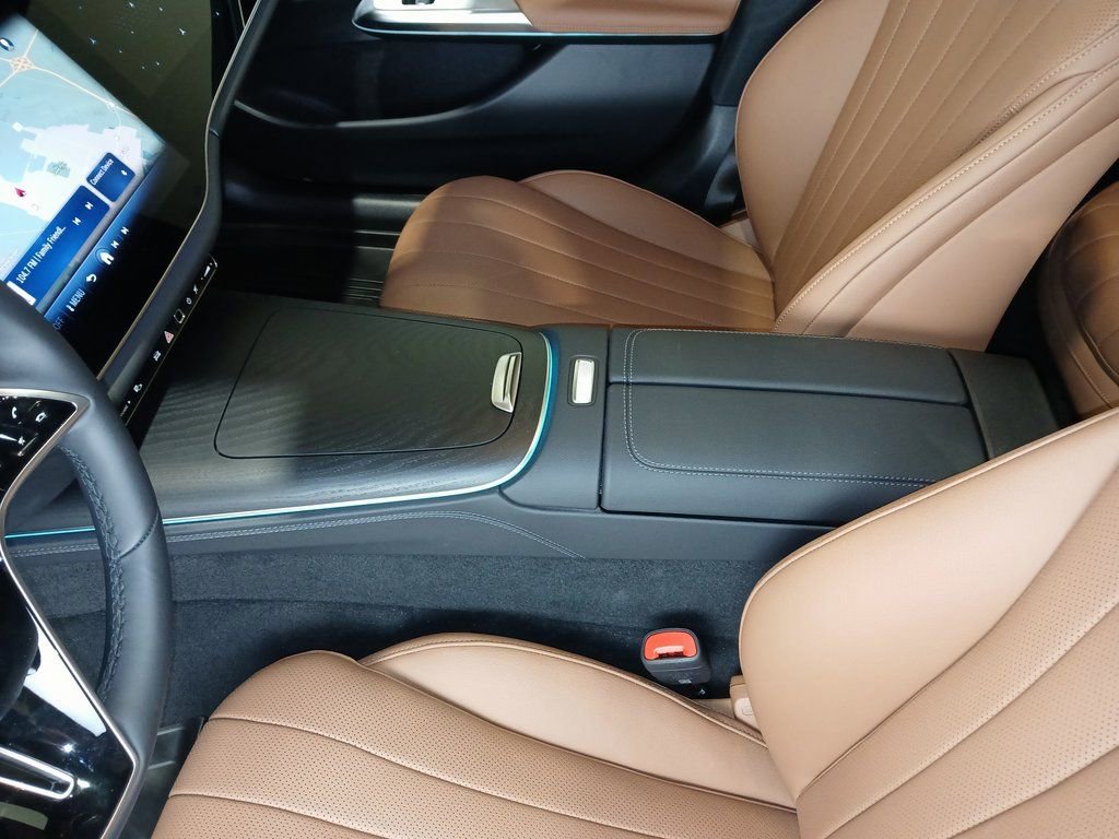 Used 2026 Mercedes-Benz E 450 4MATIC Sedan image 17