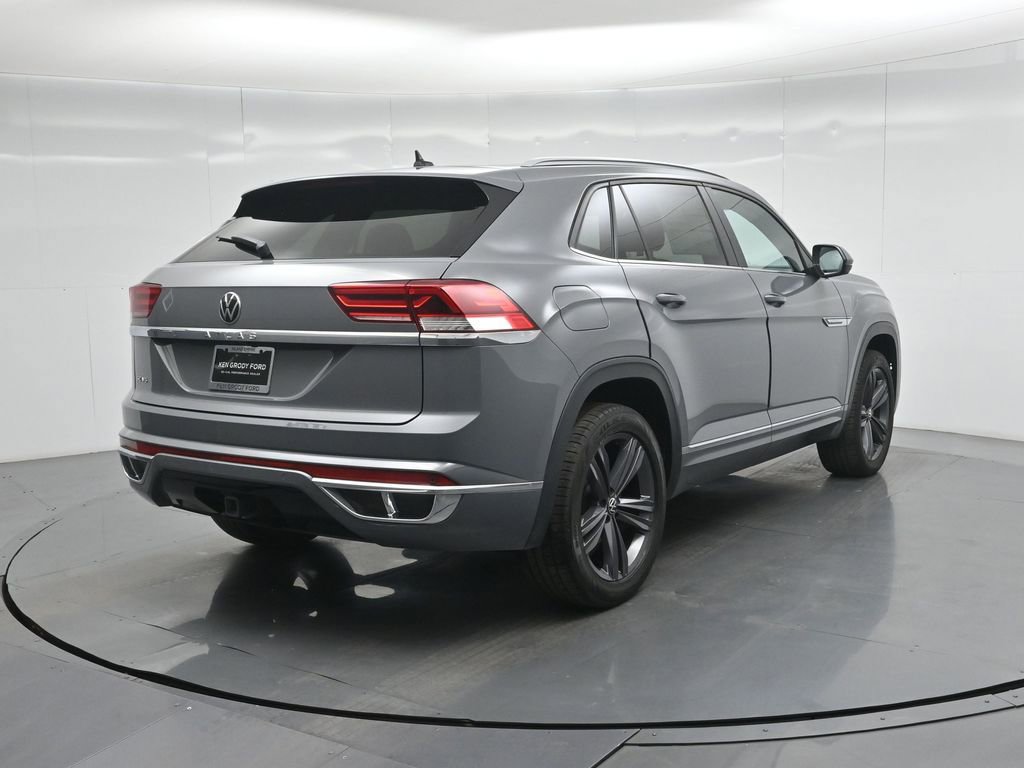 Used 2021 Volkswagen Atlas Cross Sport SE image 25